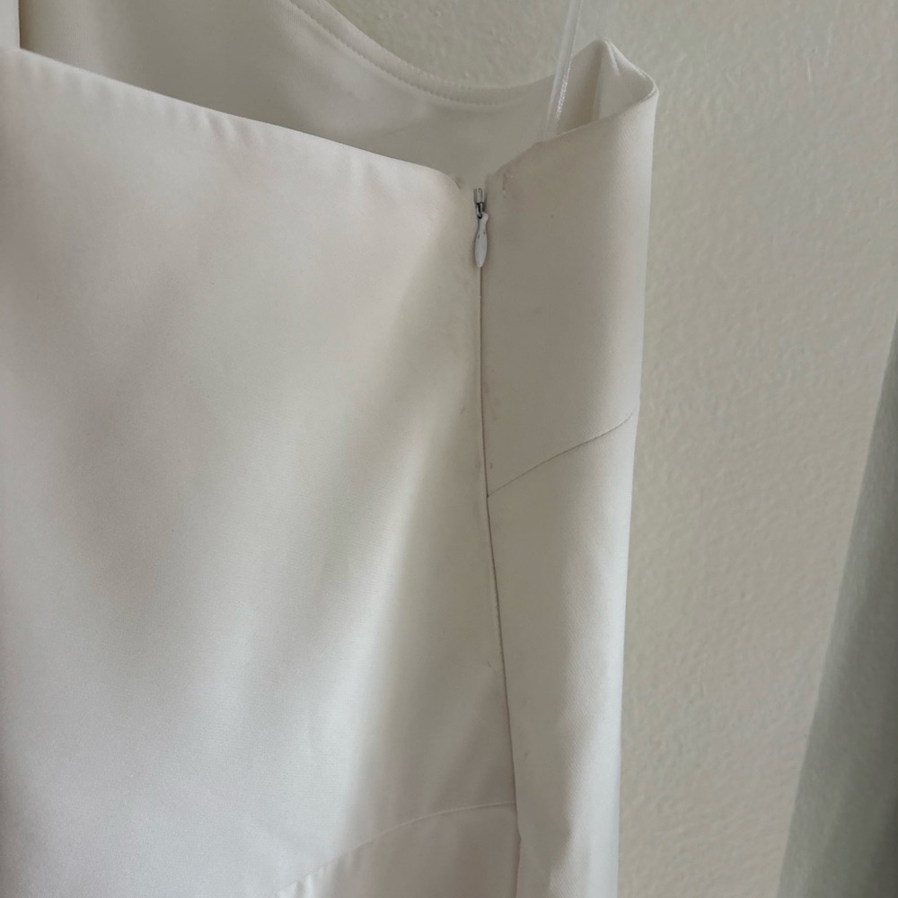 Betsey & Adam Elegant Off White One-Shoulder Jumpsuit - Picture 5 of 8